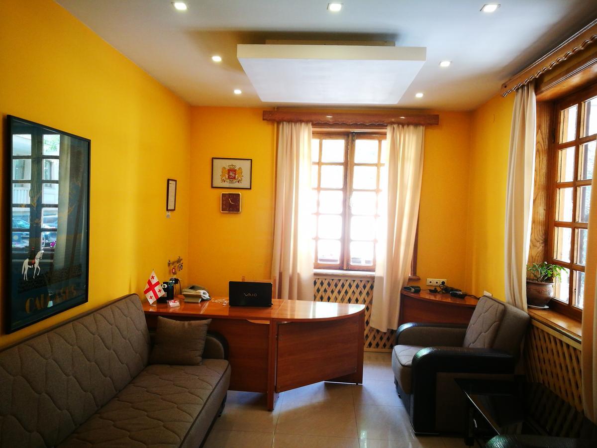 Hotel Salo Tbilissi Extérieur photo